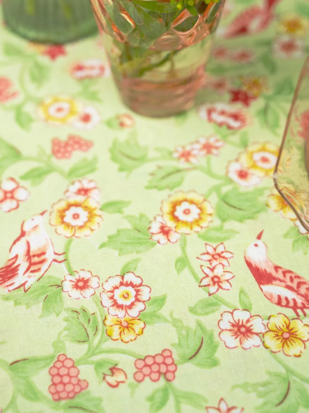 April Cornell Darjeeling 88" Round Tablecloth- Tablecloths
