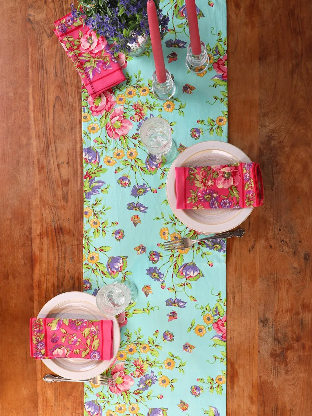 April Cornell Penny's Patio Aqua Table Runner- Table Runners