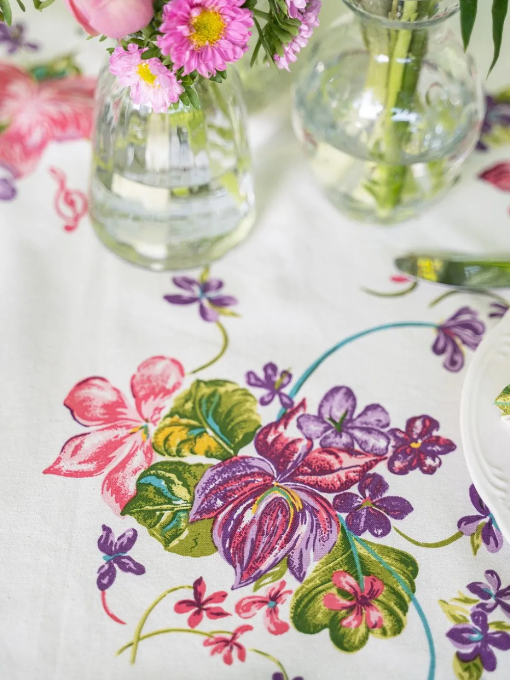 April Cornell Violets Ecru Tablecloth, 60" x 90"- Tablecloths