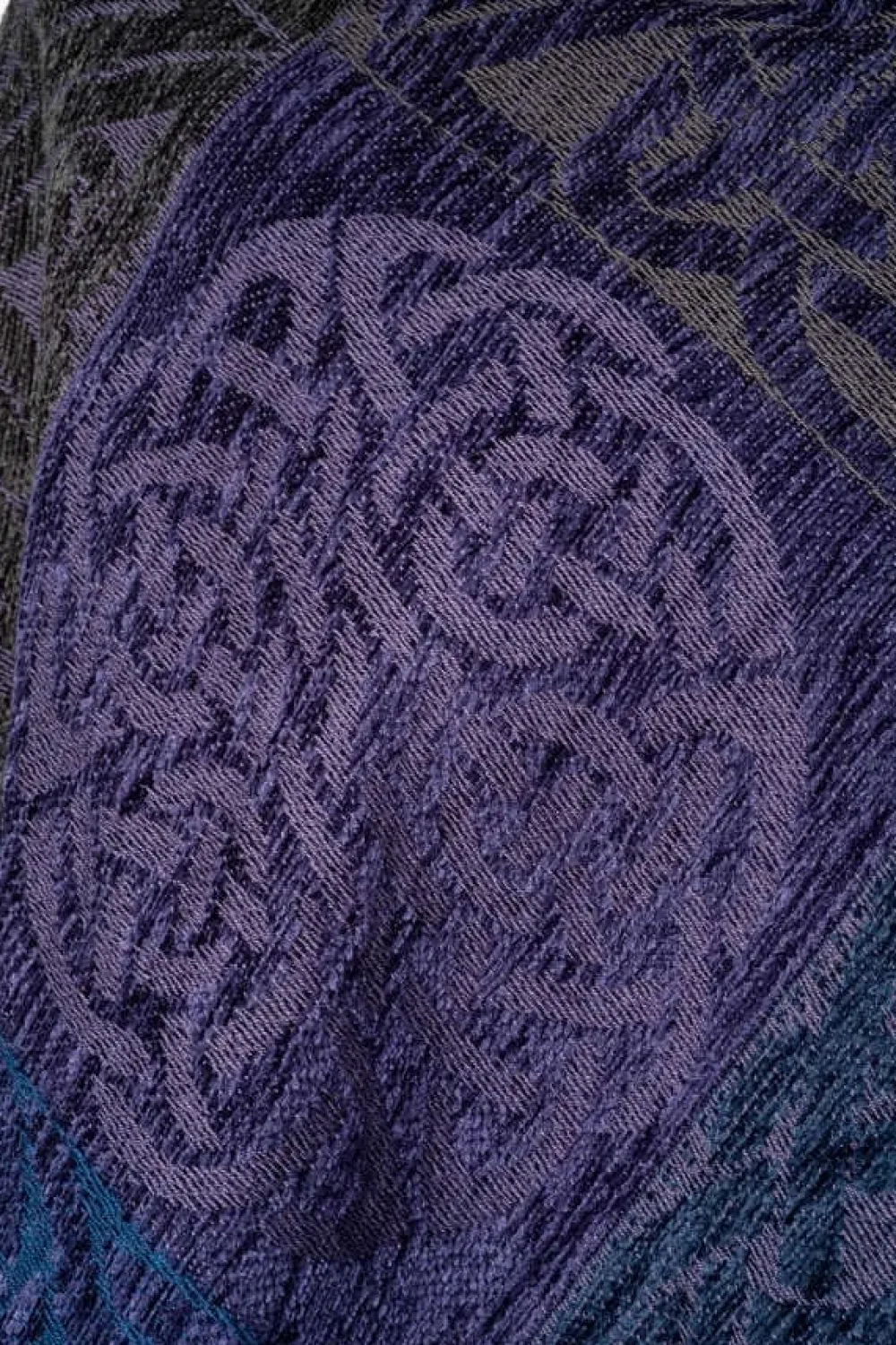 Calzeat of Scotland Celtic Knot Pewter Ruana- Scarves & Wraps