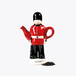 Carters of Suffolk The Guardsman Teapot- Teapots
