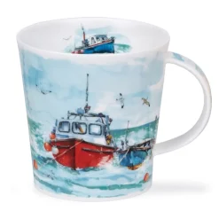 Dunoon Cairngorm Fishing Boats Red Mug- Shape: Cairngorm