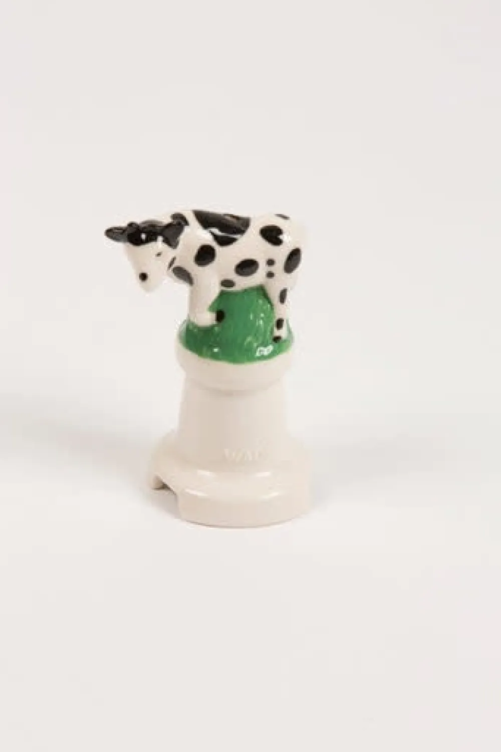 Pie Flute With Cow- Kitchen Tools