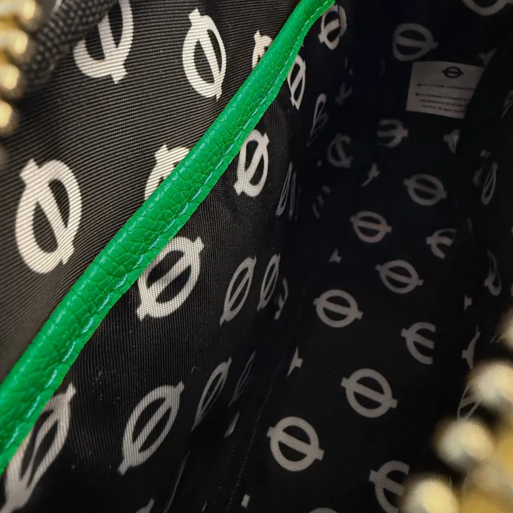 Pom Pom London District Line Green London City Plus Bag- Pom Pom London