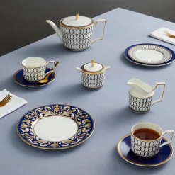 Wedgwood Renaissance Gold Teapot- Teapots