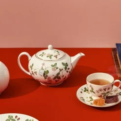 Wedgwood Wild Strawberry Teapot- Teapots